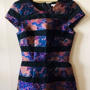 CUTE MULTI-COLOR MID-THIGH DRESS